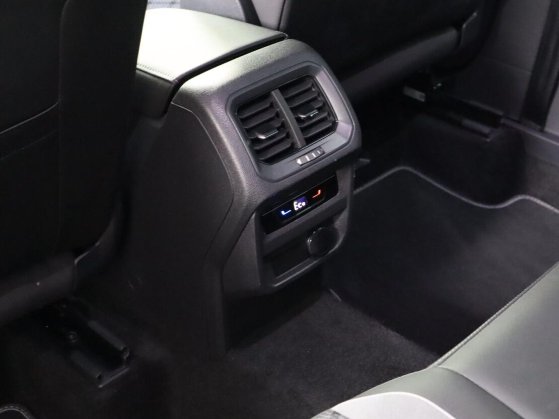 Volkswagen Tiguan 1.4 TSI eHybrid R-Line DSG 12