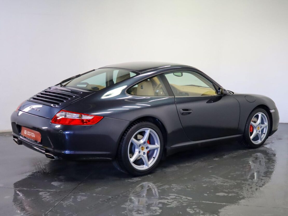 Porsche 911 (997) Carrera 4 Coupé Tiptronic 3