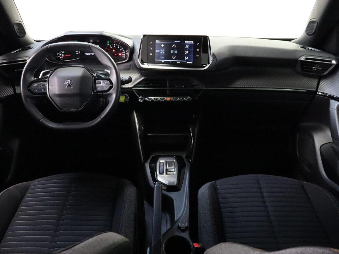 Peugeot 2008 1.5 BlueHDi  Active EAT8 9