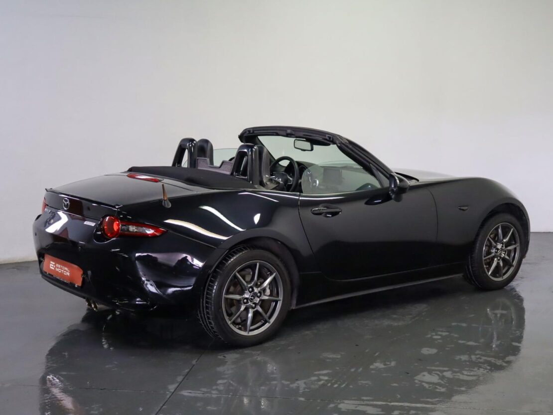Mazda MX-5 1.5 SKY- G  Evolve Navi 5