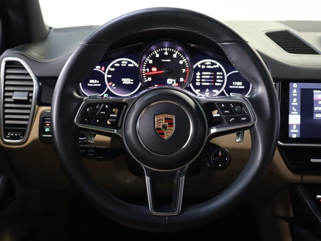 Porsche Cayenne Platinum Edition 15