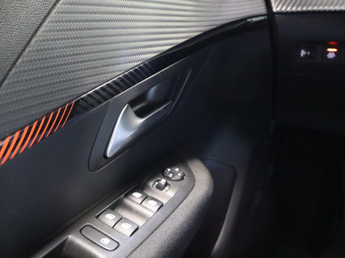 Peugeot 208 1.2 PureTech Active 12
