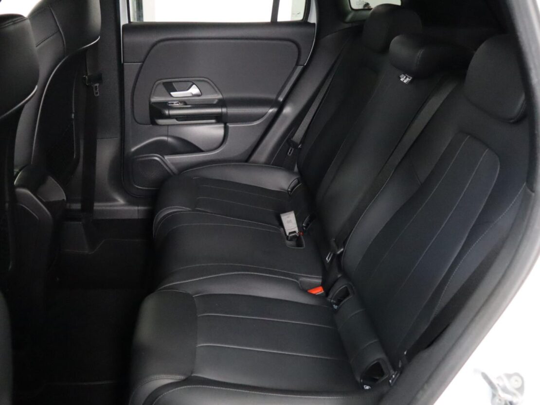 Mercedes Benz GLA 250 e STYLE 8