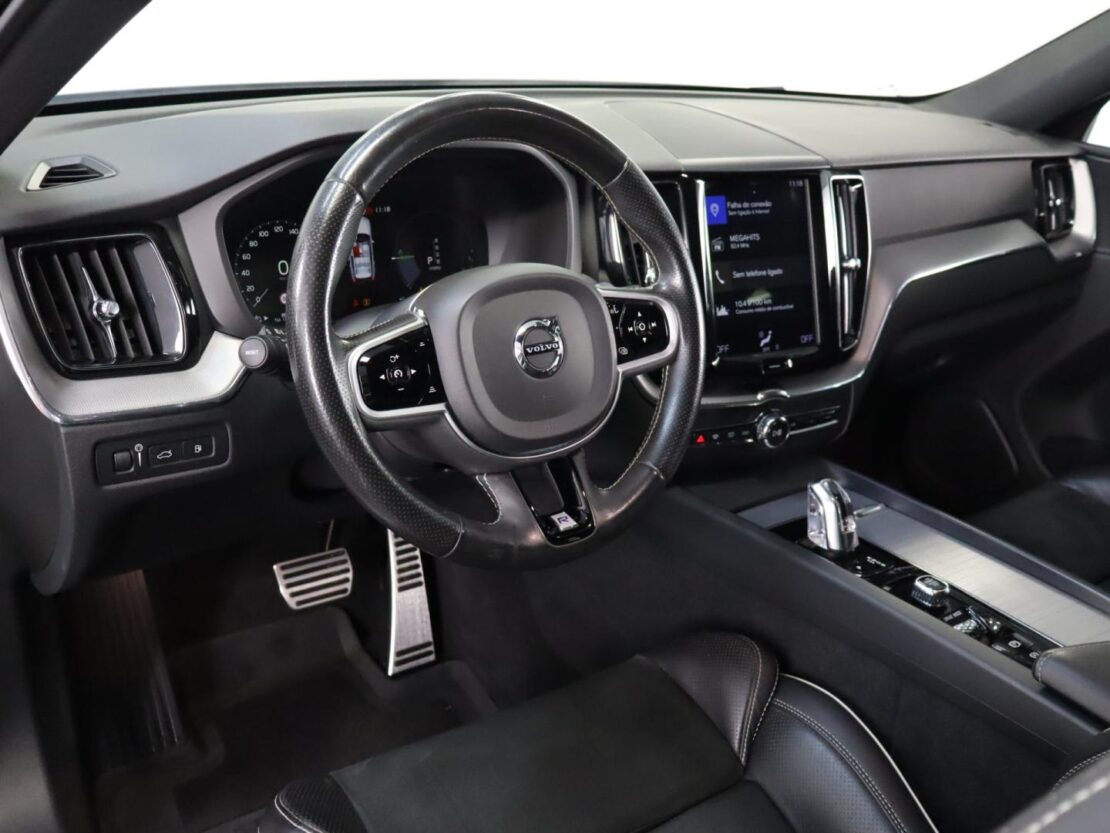 Volvo XC60 2.0 T8 Phev R-Design 6