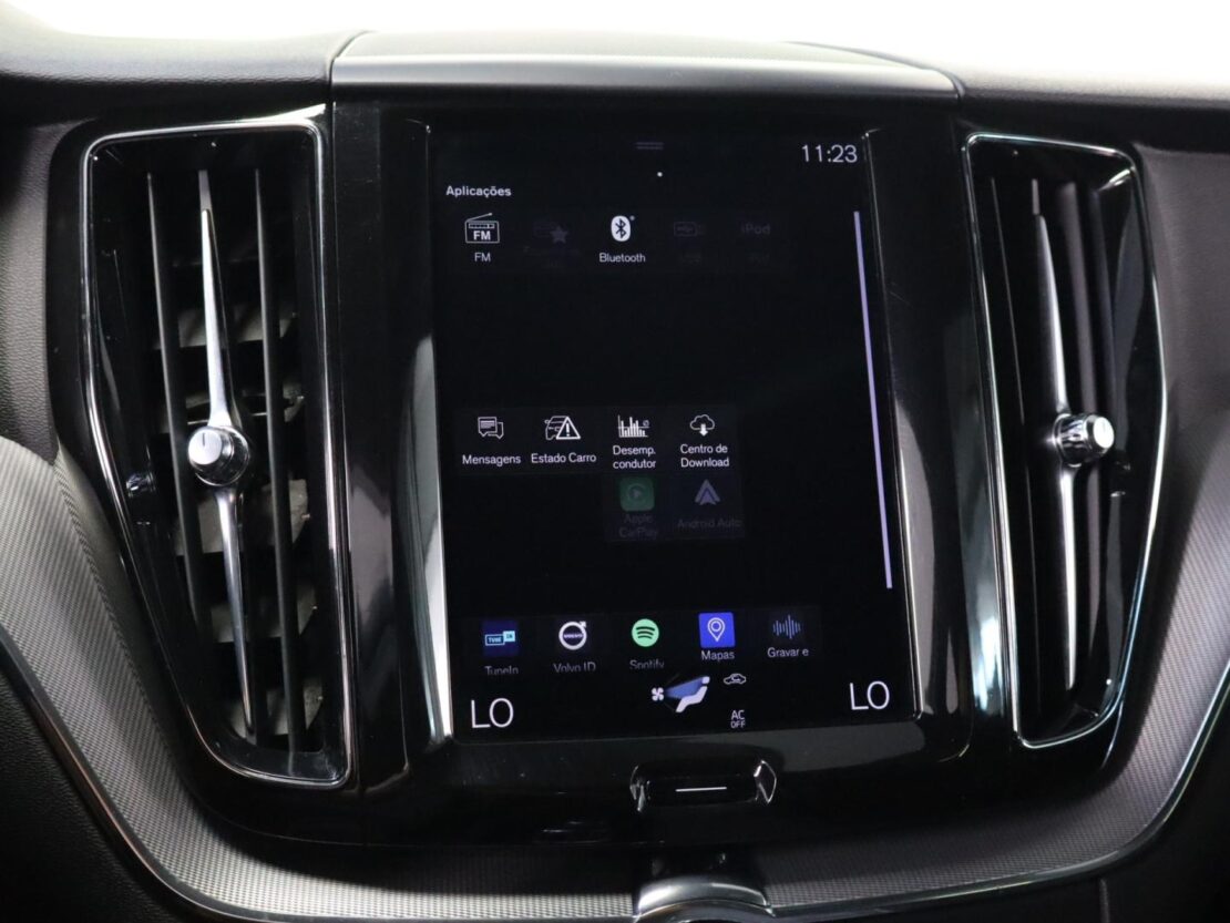 Volvo XC60 2.0 T8 Phev R-Design 15