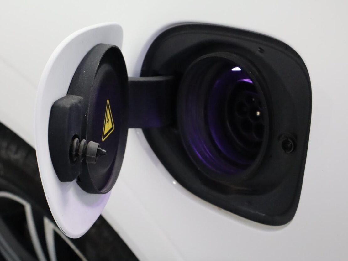 Volvo XC60 2.0 T8 Phev R-Design 20
