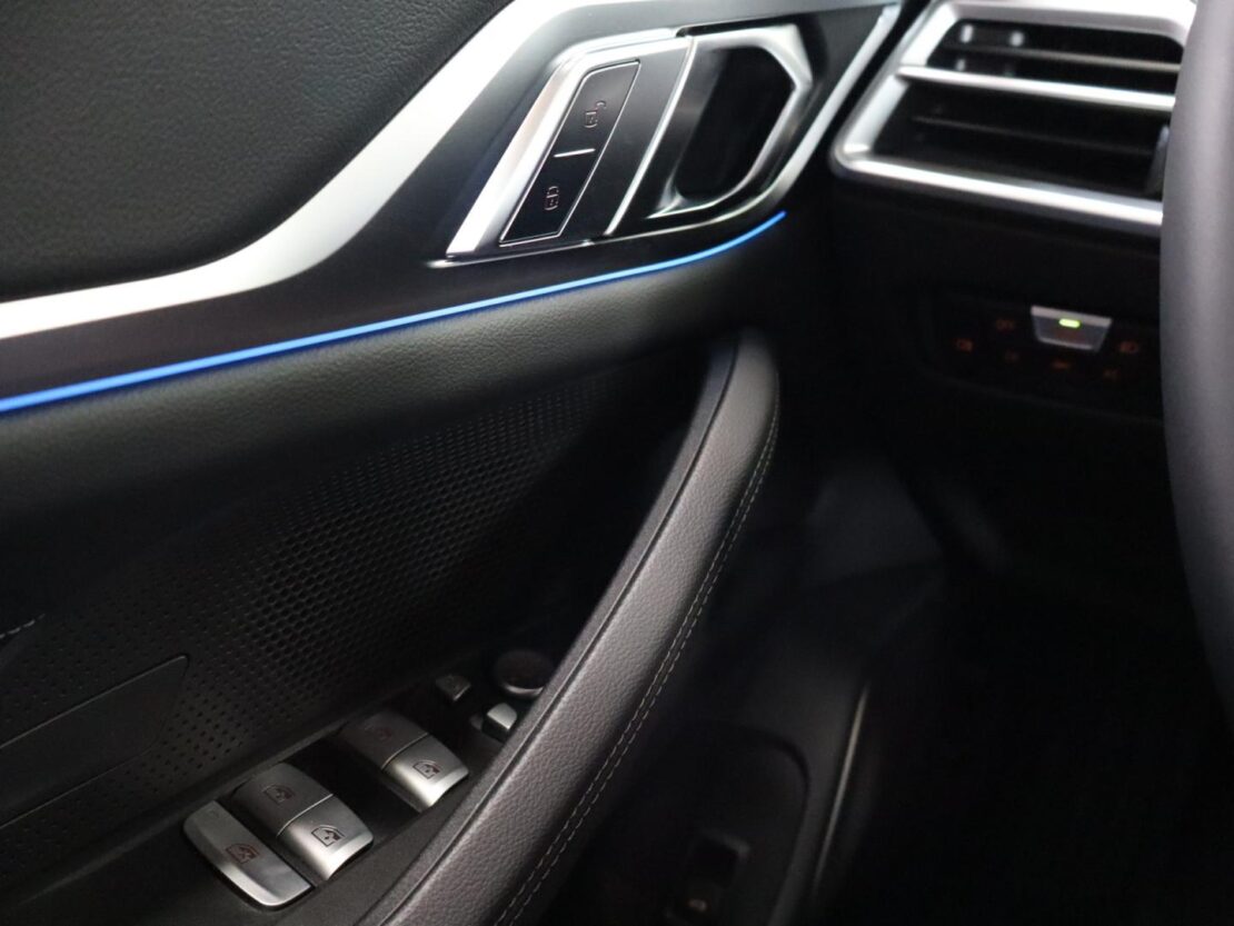 BMW i4 eDrive40 16