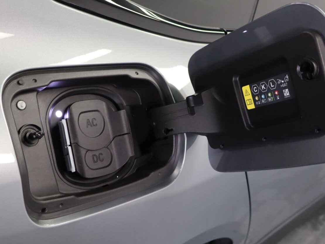 BMW i4 eDrive40 9