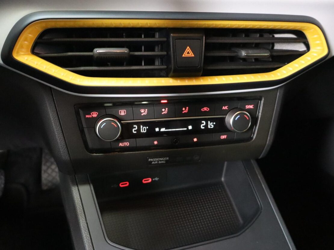 SEAT Ibiza 1.0 TSI STYLE 18