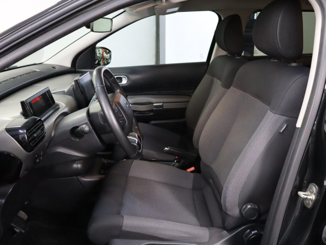 Citroen C4 Cactus 1.5 BlueHDi Bussines Shine 7