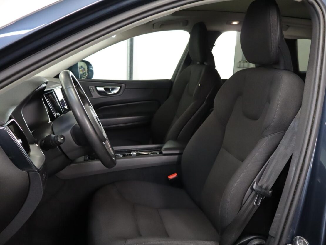 Volvo XC60 2.0 T6  AWD PHEV Inscription Auto 9