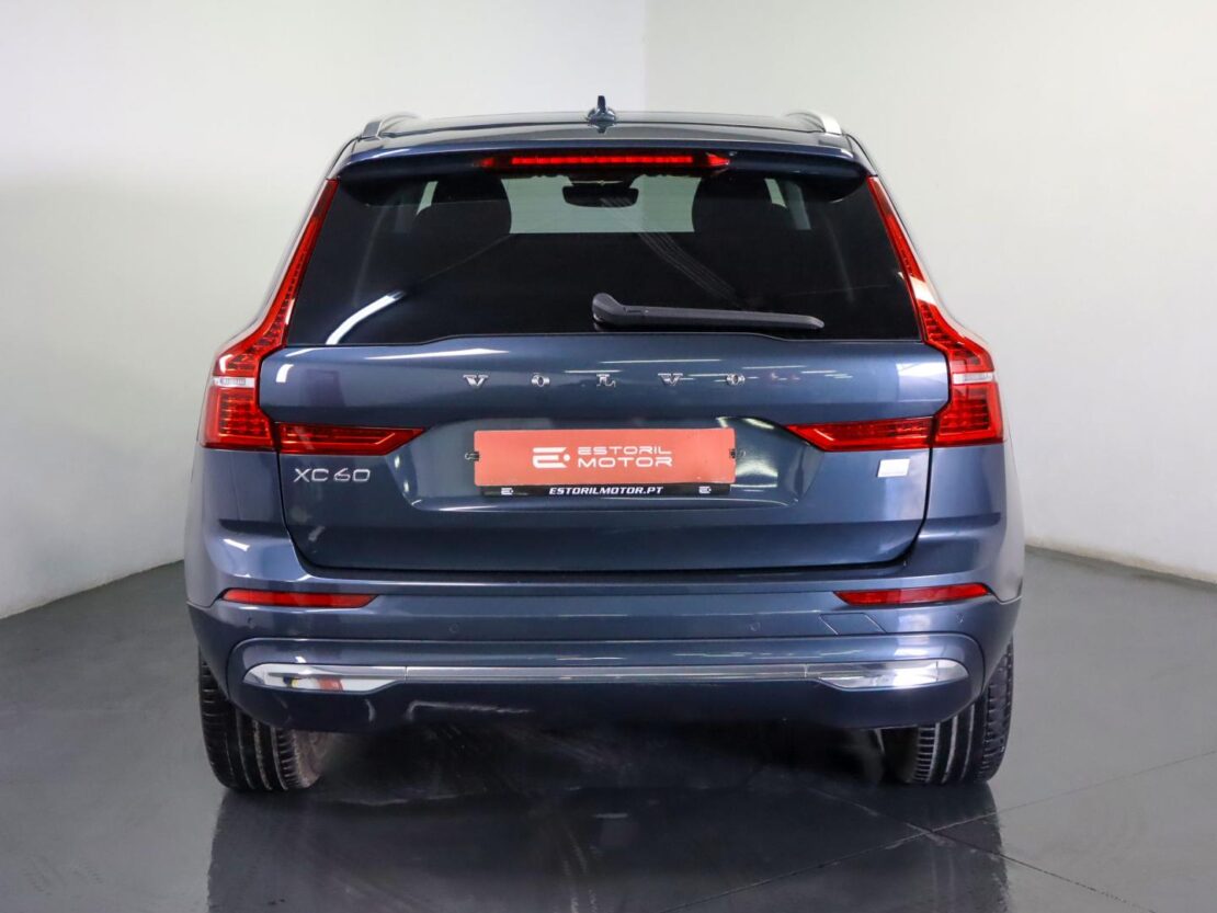 Volvo XC60 2.0 T6  AWD PHEV Inscription Auto 4