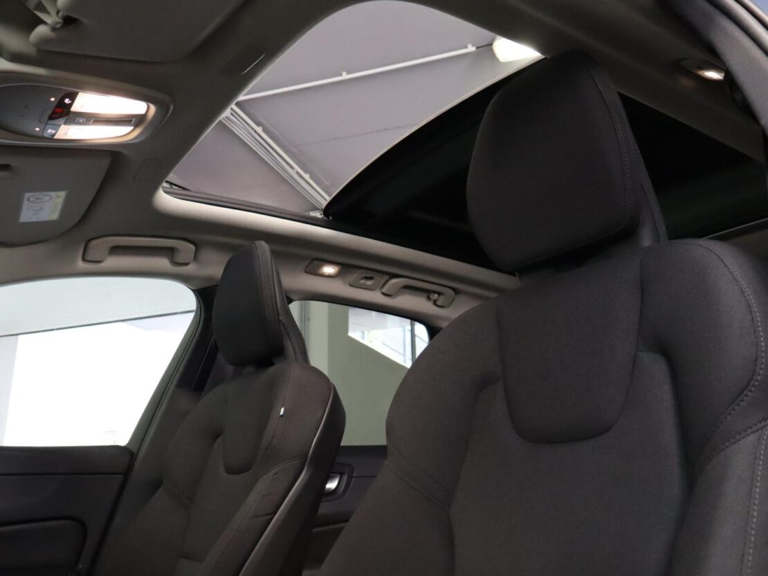 Volvo XC60 2.0 T6  AWD PHEV Inscription Auto 19