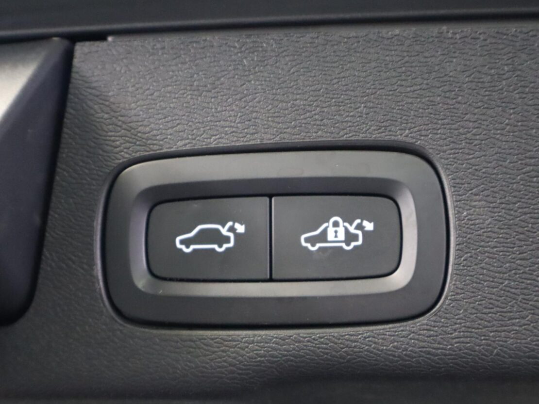 Volvo XC60 2.0 T6  AWD PHEV Inscription Auto 20