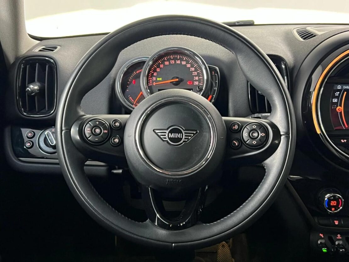 Mini Countryman Cooper S E ALL4 Auto 8