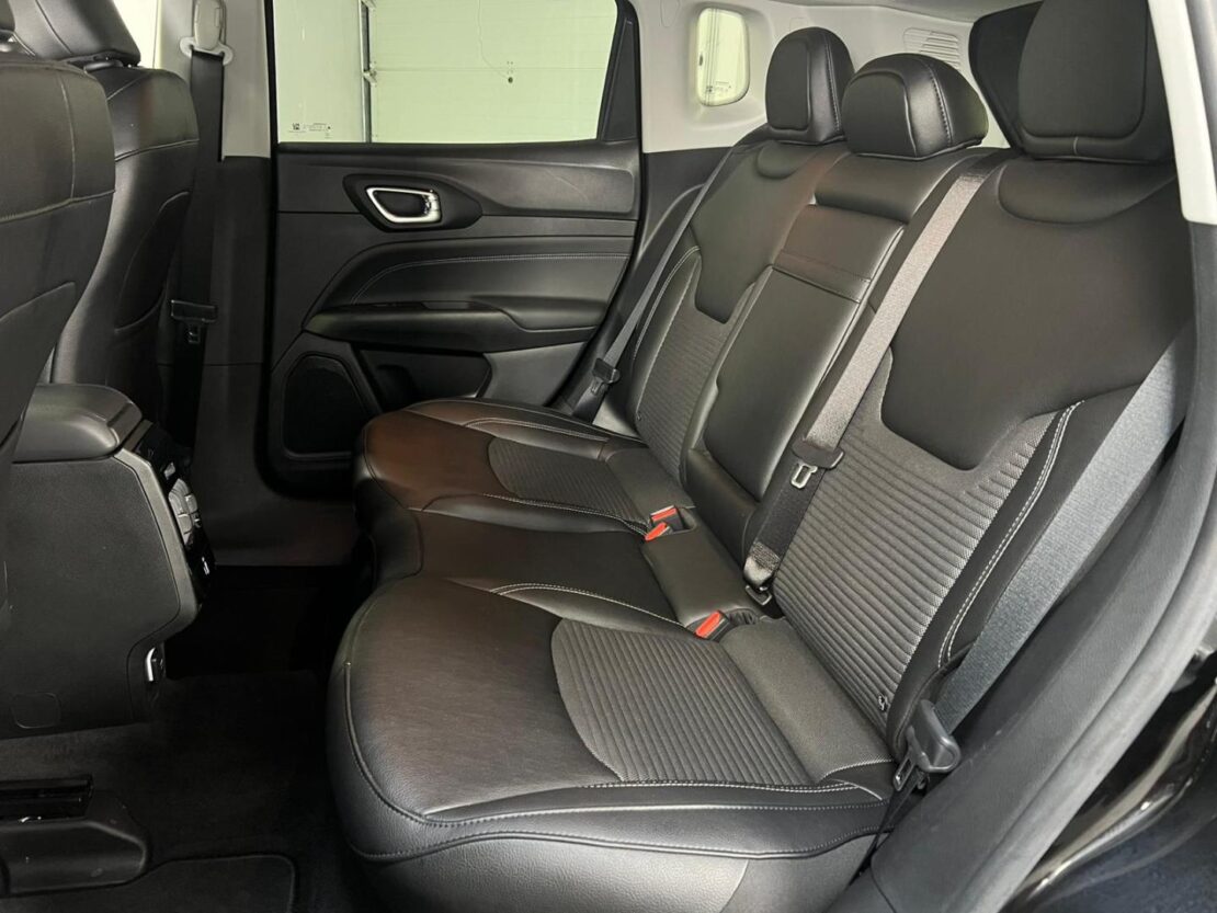 Jeep Compass Limited 1.3 TG Plug In Hybrid 4Xe 9