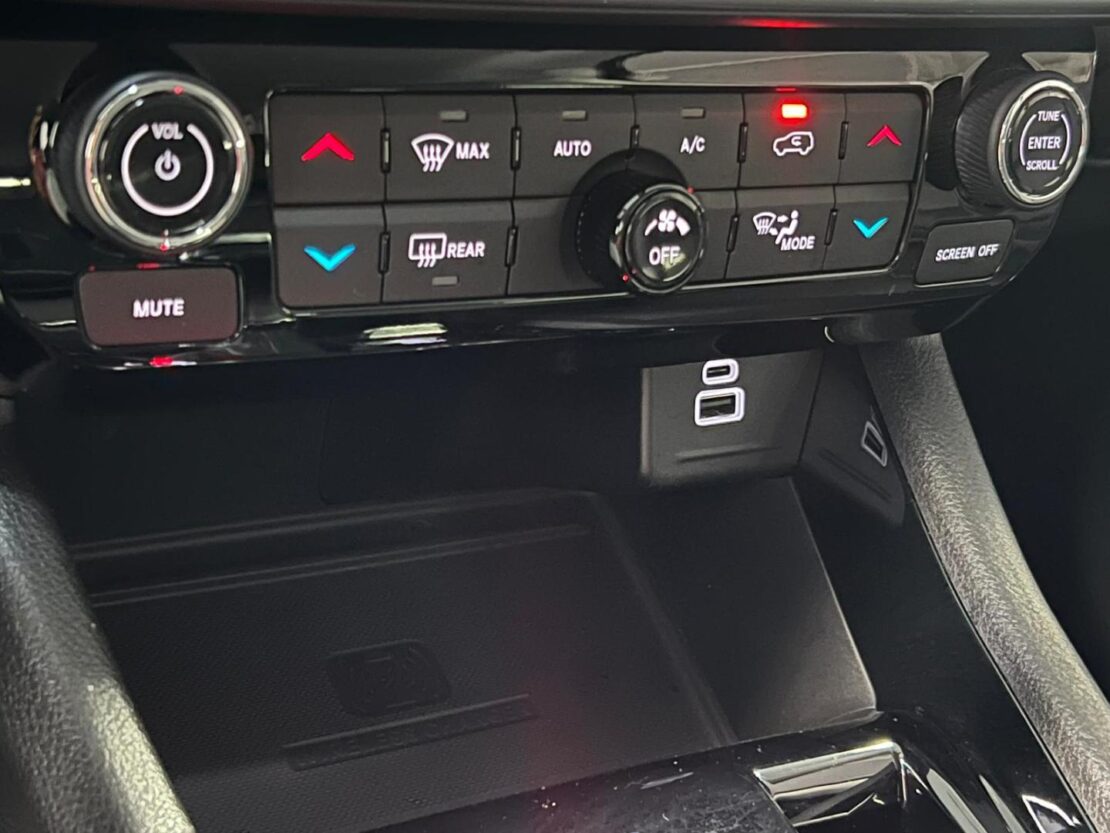 Jeep Compass Limited 1.3 TG Plug In Hybrid 4Xe 17