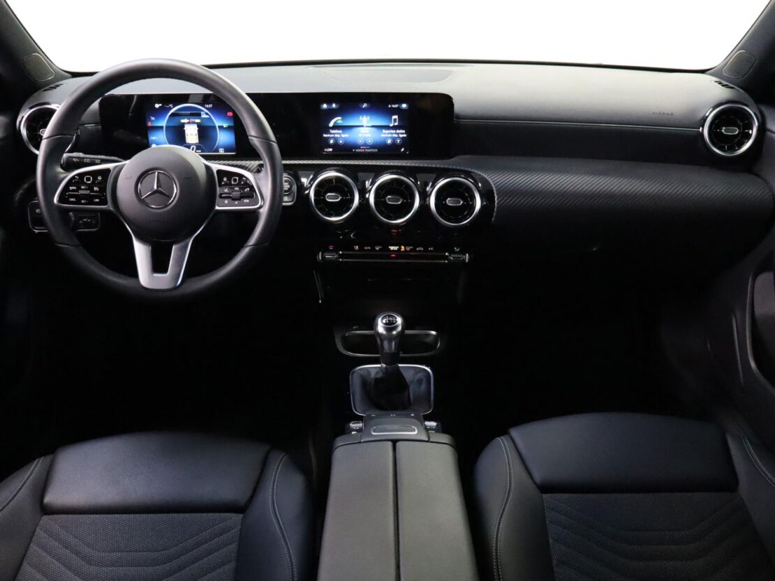 Mercedes Benz Classe A 160 d Manual 9