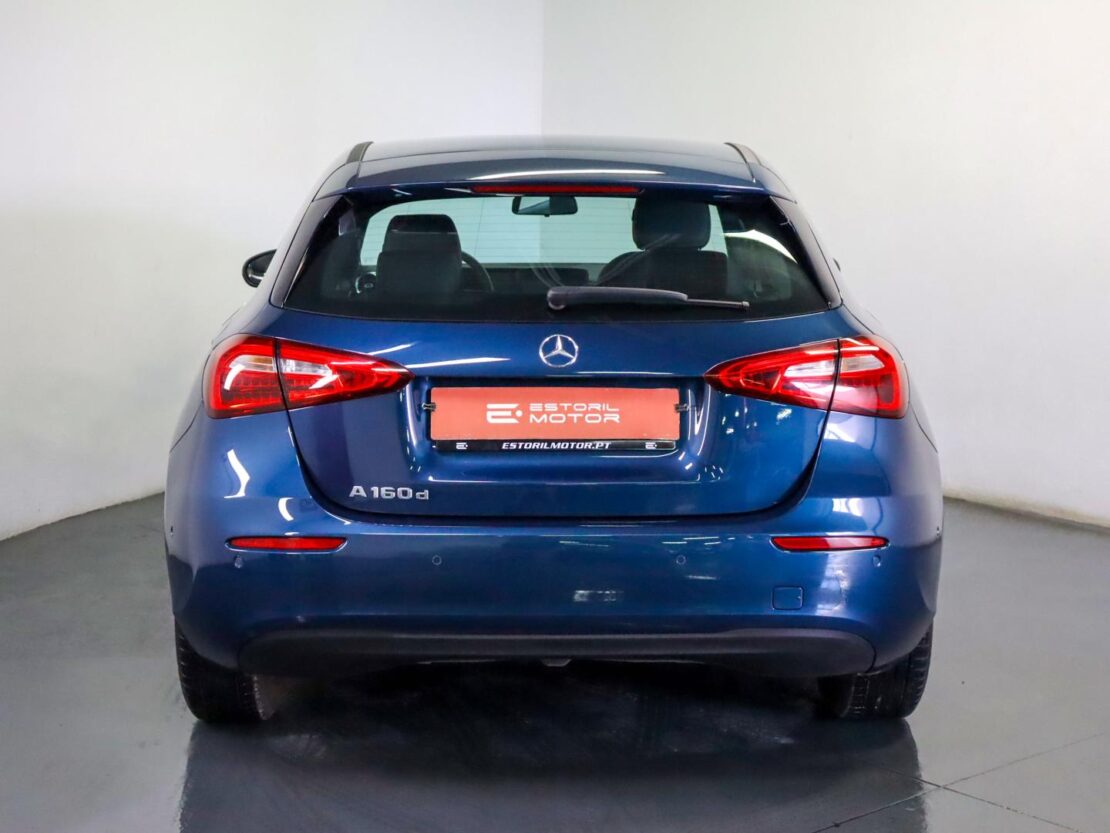 Mercedes Benz Classe A 160 d Manual 4