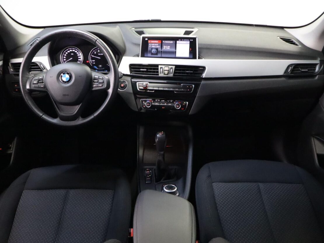 BMW X1 xDrive25e 11