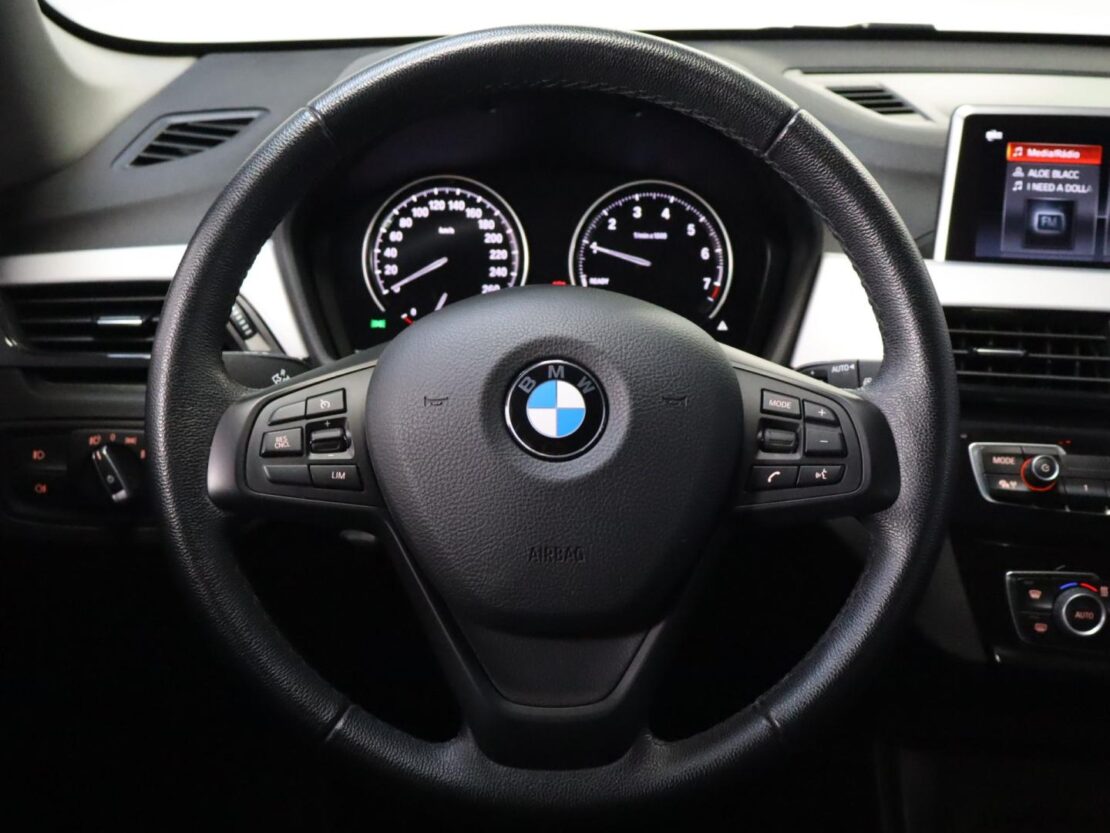 BMW X1 xDrive25e 12