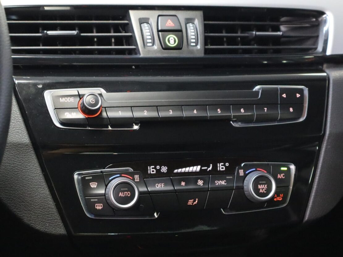 BMW X1 xDrive25e 19