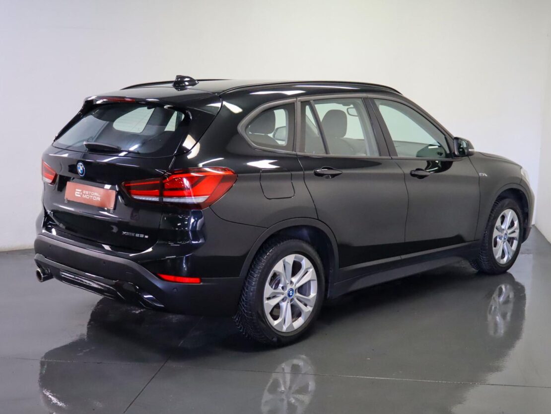 BMW X1 xDrive25e 3