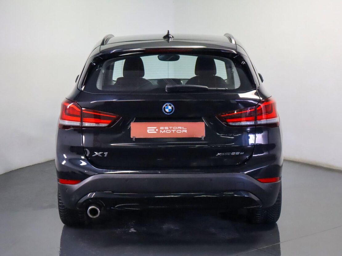 BMW X1 xDrive25e 4