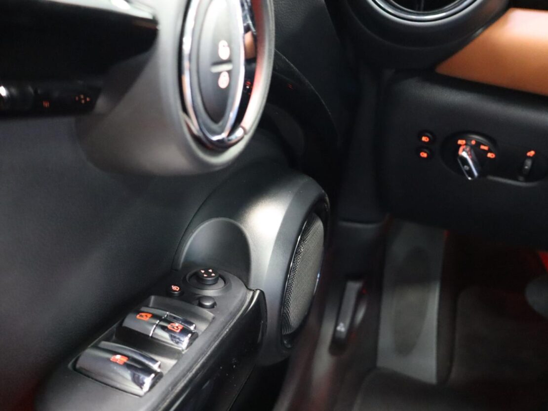 Mini Mini Cooper S Cabrio Auto 17