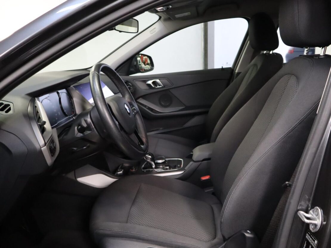 BMW Serie 1 118i Auto Corporate Edition 7