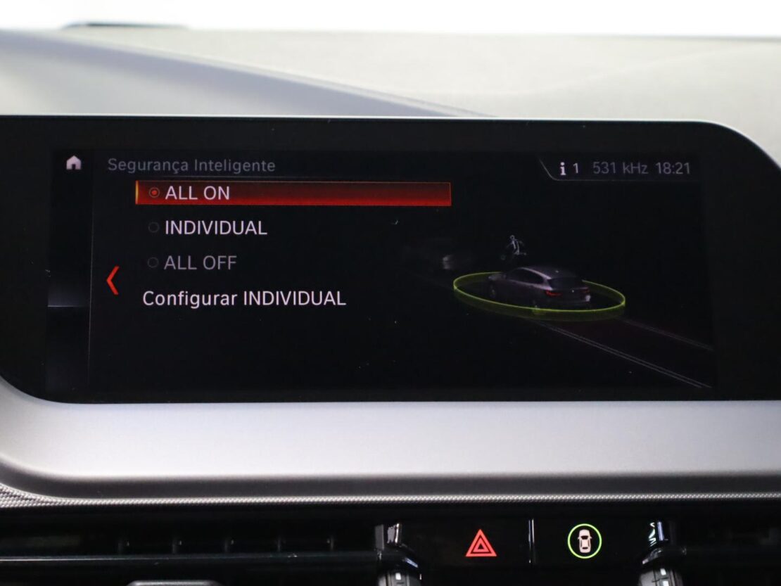 BMW Serie 1 118i Auto Corporate Edition 13