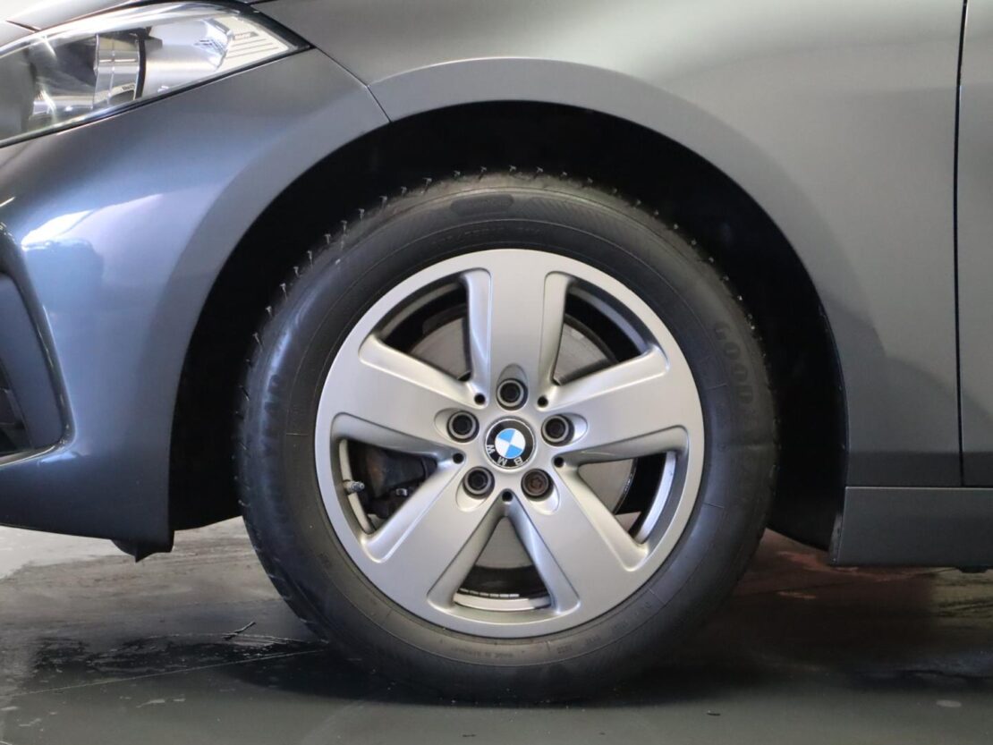 BMW Serie 1 118i Auto Corporate Edition 5