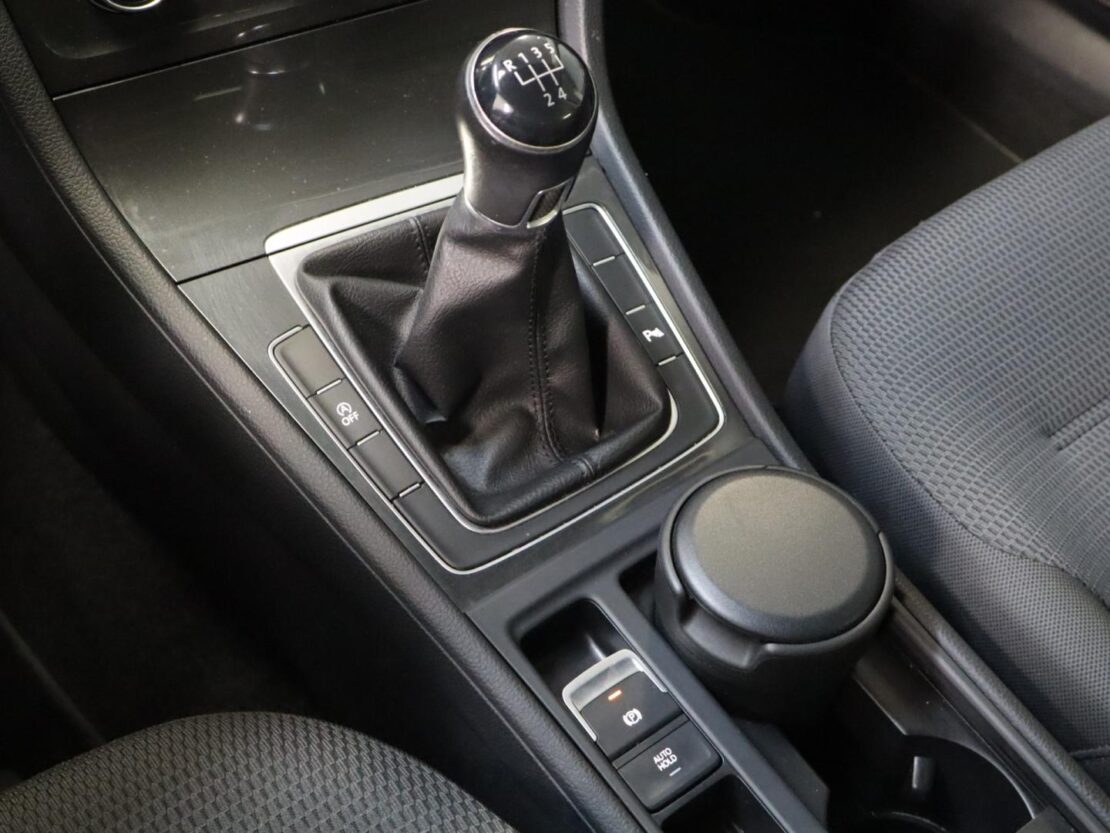 Volkswagen Golf 1.6 TDI Confortline Variant 17