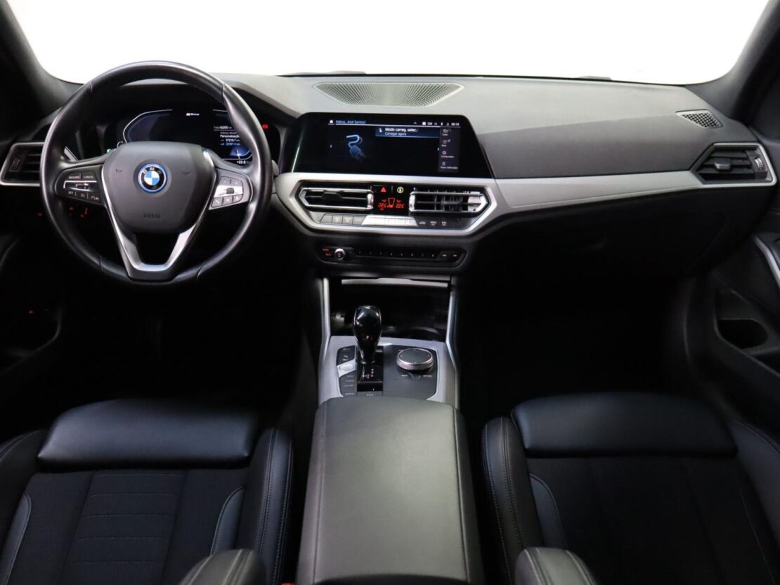 BMW Serie 3 320 e Corporate Edition Auto 12