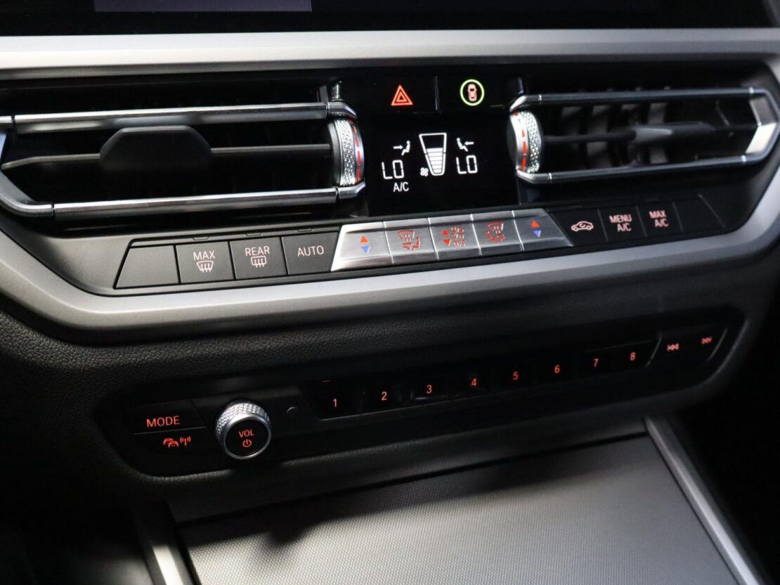 BMW Serie 3 320 e Corporate Edition Auto 22