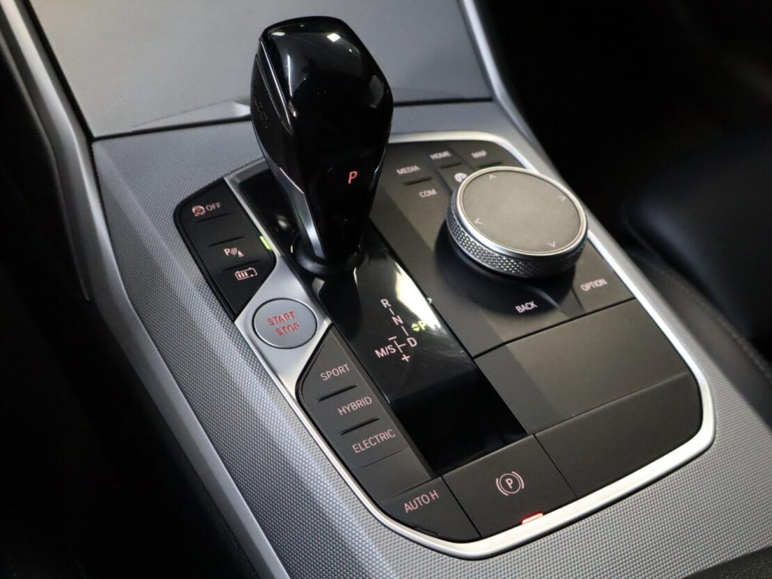 BMW Serie 3 320 e Corporate Edition Auto 23