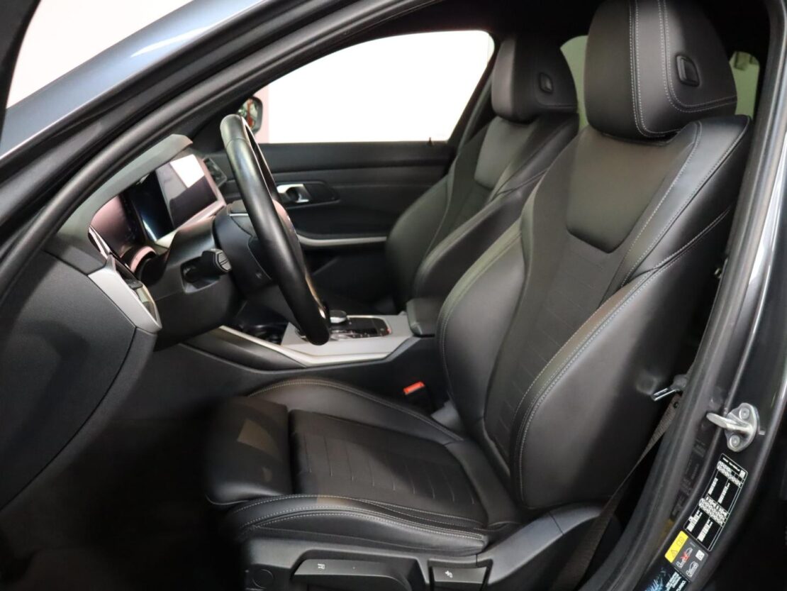BMW Serie 3 320 e Corporate Edition Auto 9