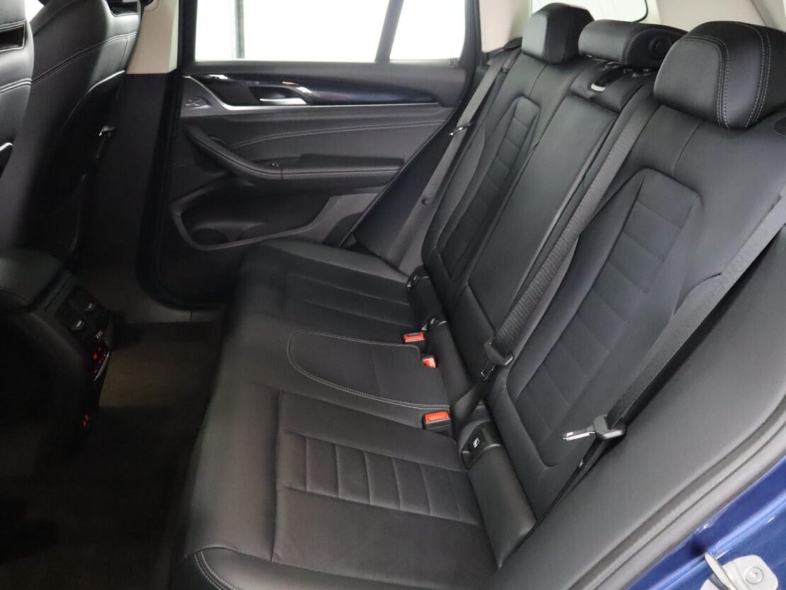 BMW X3 xDrive30e Auto 9