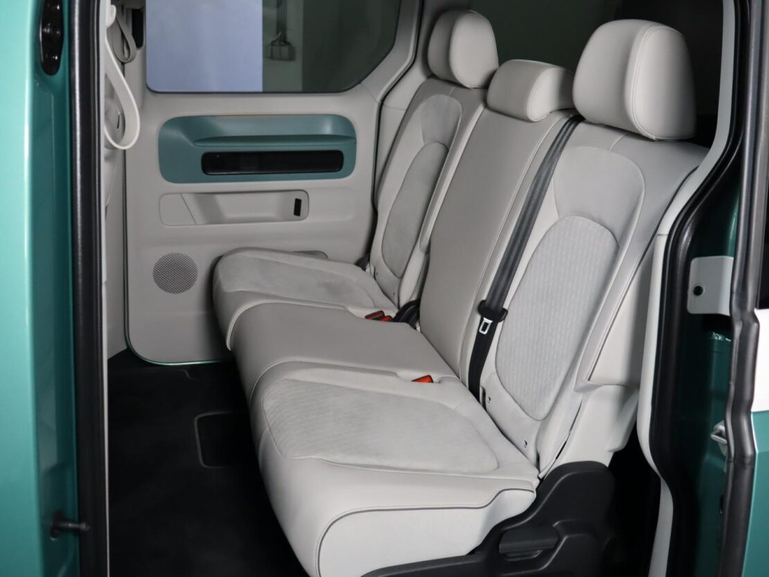 Volkswagen ID.Buzz Pro 12