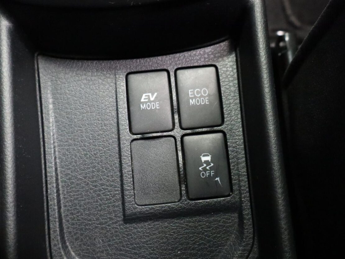 Toyota Yaris 1.5 Híbrido Comfort 20
