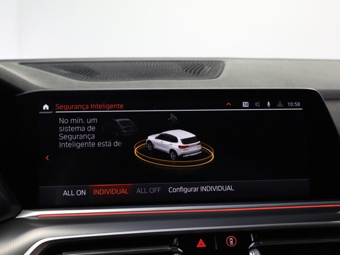 BMW X5 xDrive45e Auto Business 19
