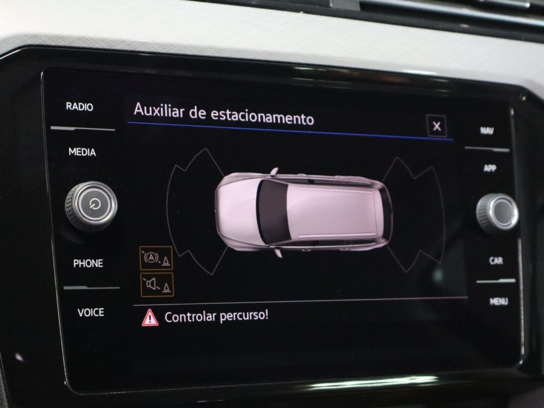 Volkswagen Passat 2.0 TDI  Business DSG Variant 15