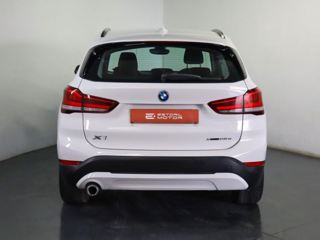 BMW X1 xDrive25e 4