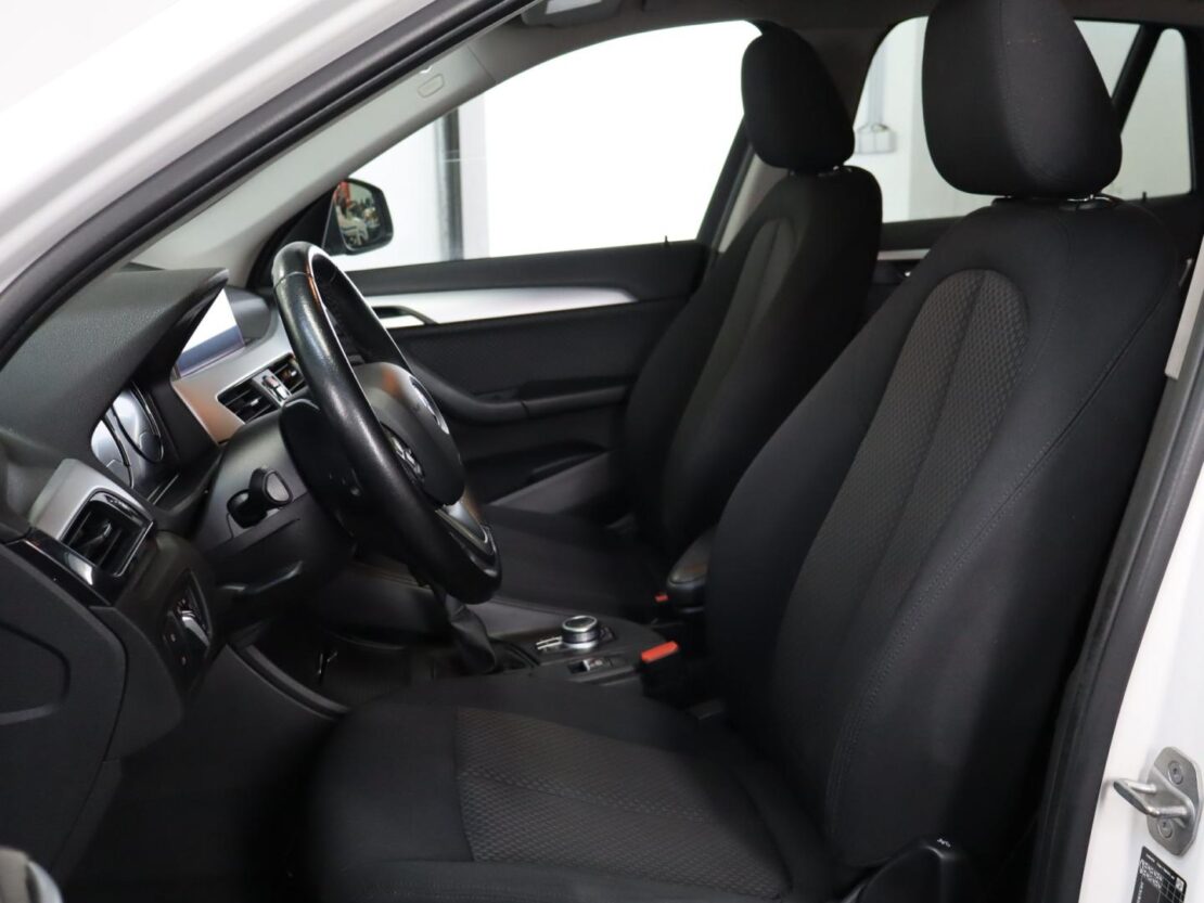 BMW X1 xDrive25e 9
