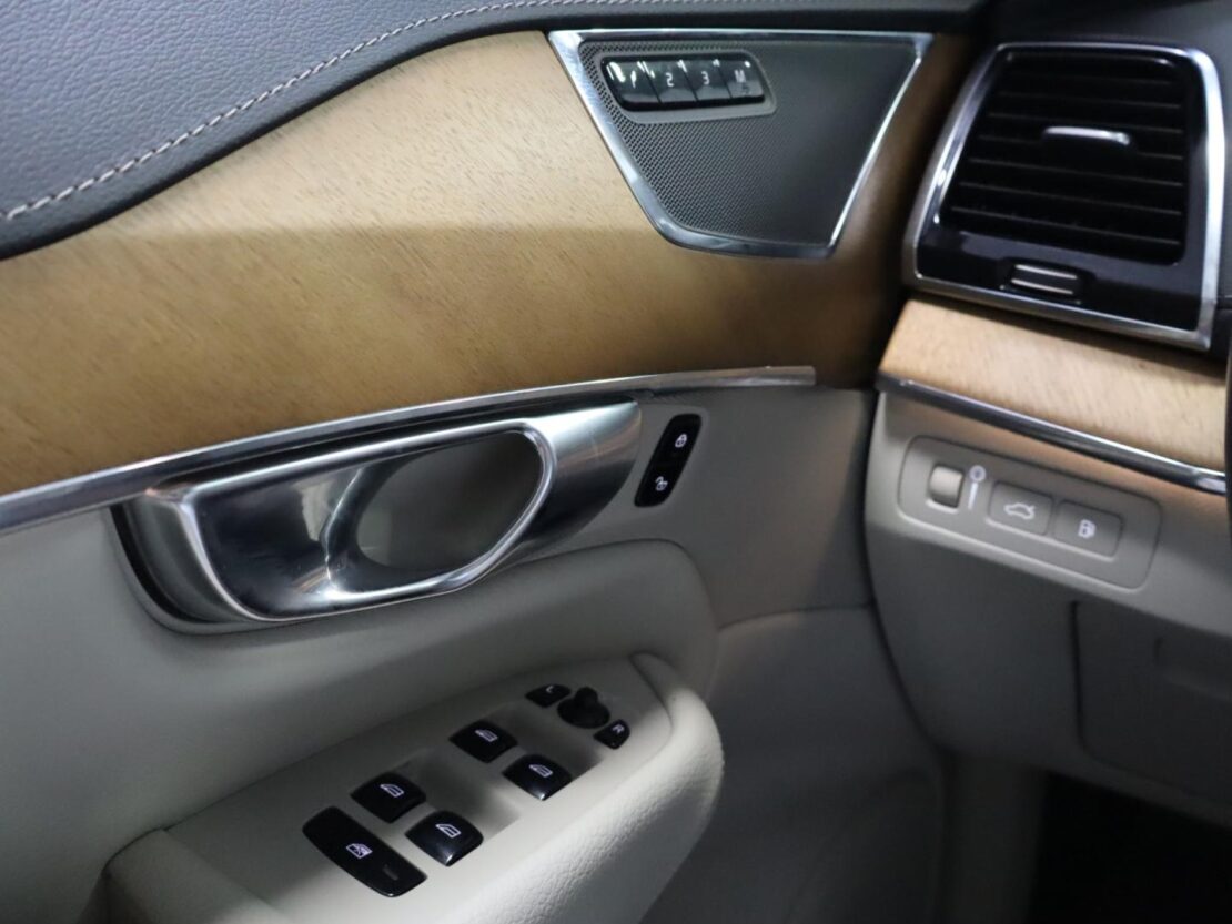 Volvo XC90 T8 Phev Inscription 4WD 19