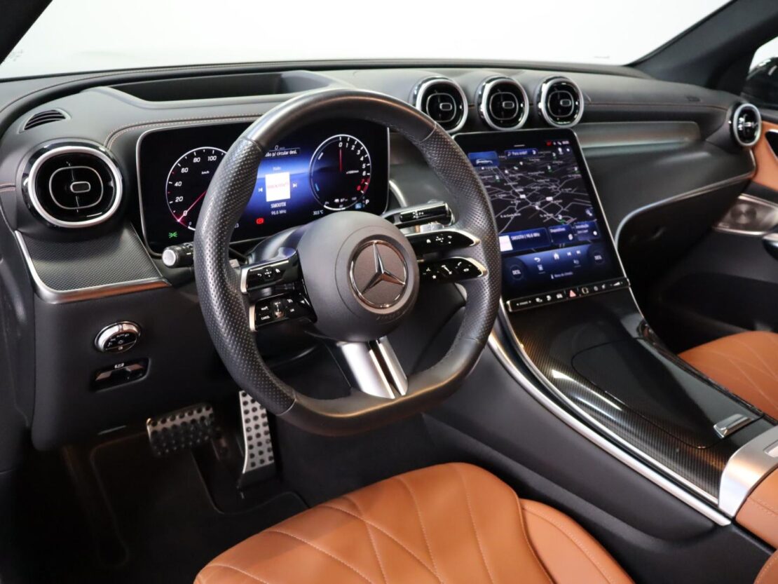 Mercedes Benz GLC 400 e 4MATIC AMG 8