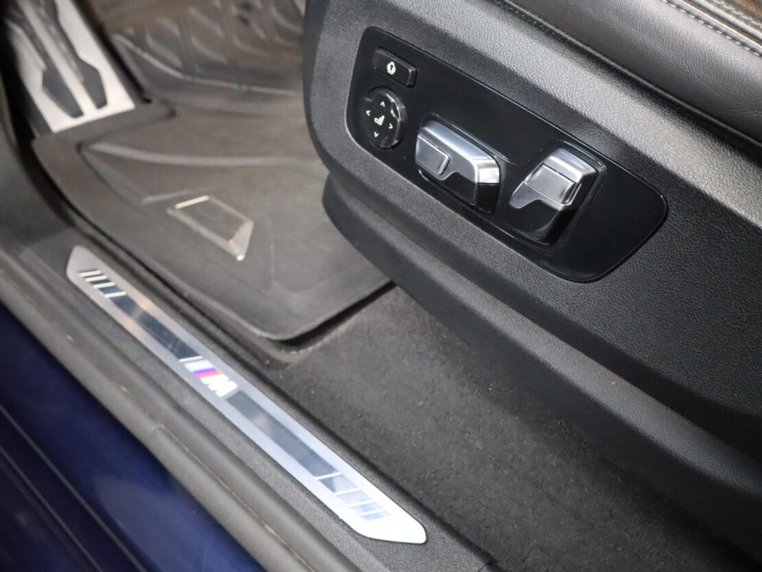BMW X7 xDrive40d Pack M 10
