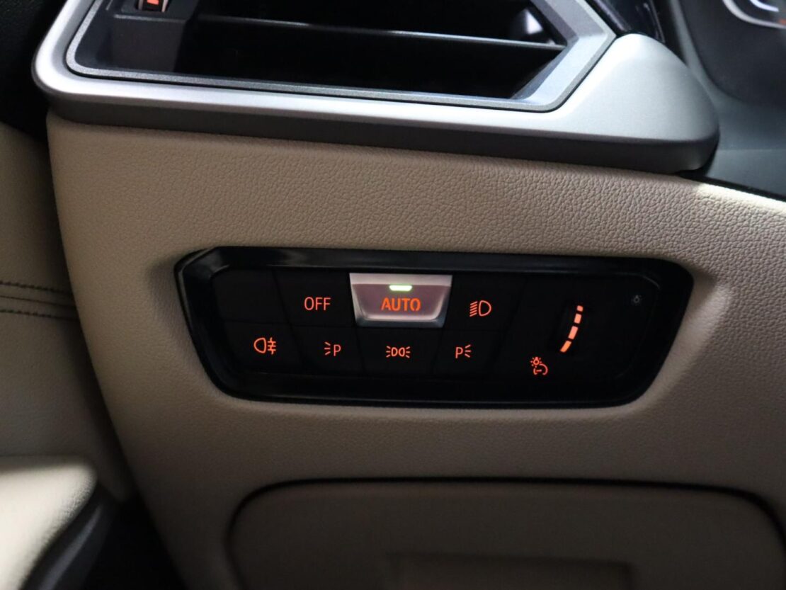 BMW Serie 3 318d Auto Advantage 13