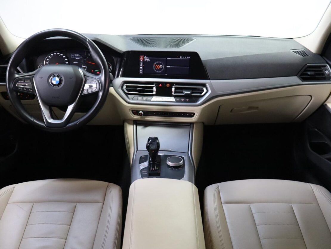 BMW Serie 3 318d Auto Advantage 10