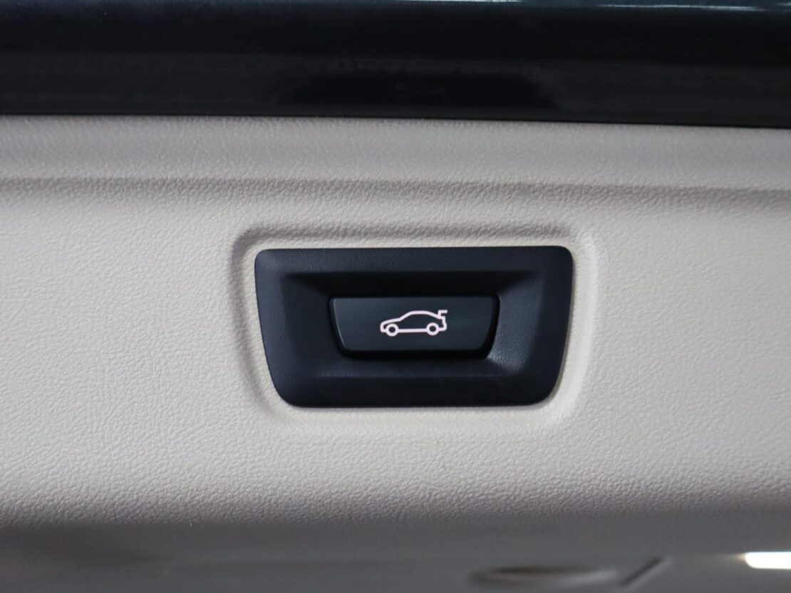 BMW Serie 3 318d Auto Advantage 25